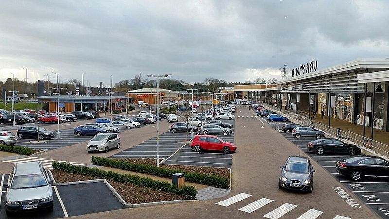 Elliott's Field Retail Park, Rugby